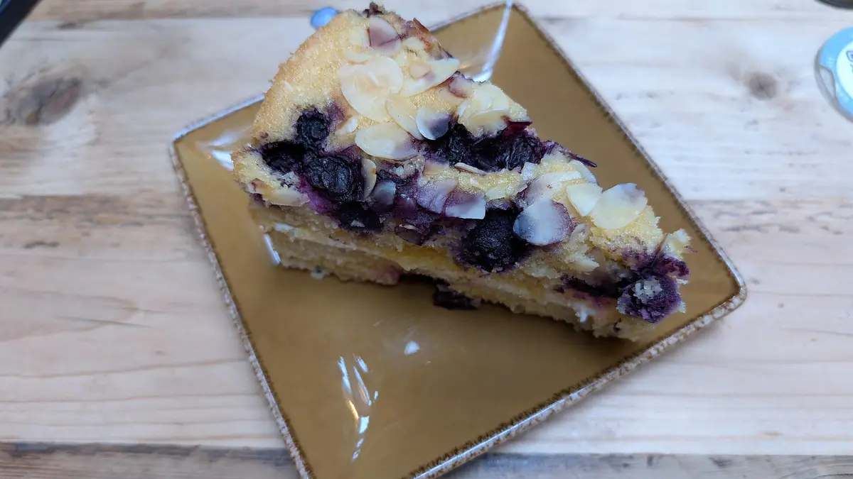 Middle Eastern Bakery bakes